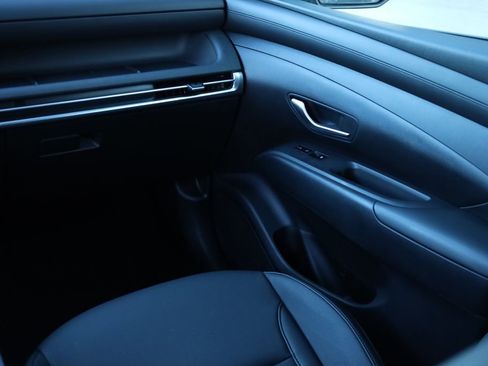 Used 2025 Hyundai Tucson SEL image 12