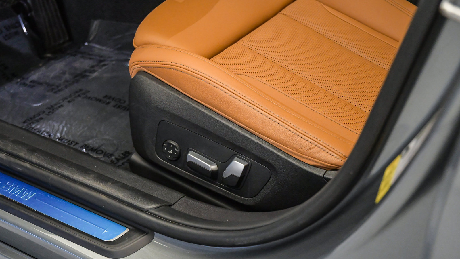 Certified 2023 BMW 330i Sedan w/ Premium Package RWD image 23