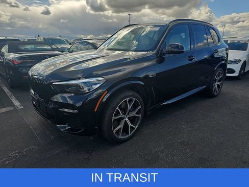 Used 2022 BMW X5 xDrive45e w/ M Sport Package AWD/4WD image 1
