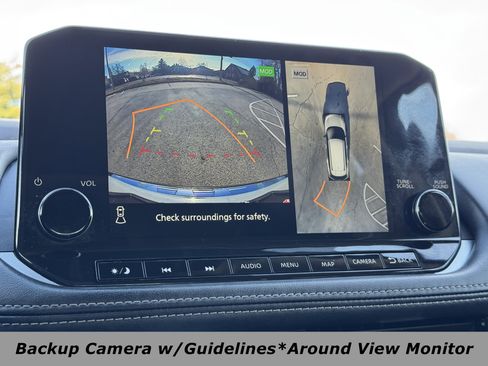 Used 2022 Nissan Rogue Platinum w/ Head-Up Display Package image 9