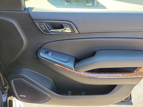Used 2018 Chevrolet Tahoe Premier image 10