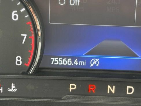 Used 2020 Ford Explorer XLT w/ Equipment Group 202A AWD/4WD image 20