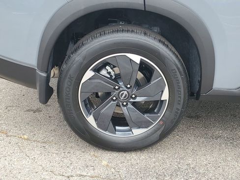 New 2026 Nissan Rogue SV image 5