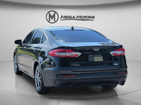 Used 2019 Ford Fusion SEL FWD image 5