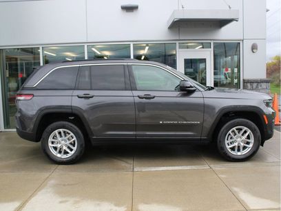 New 2025 Jeep Grand Cherokee Laredo X w/ Luxury Tech Group I