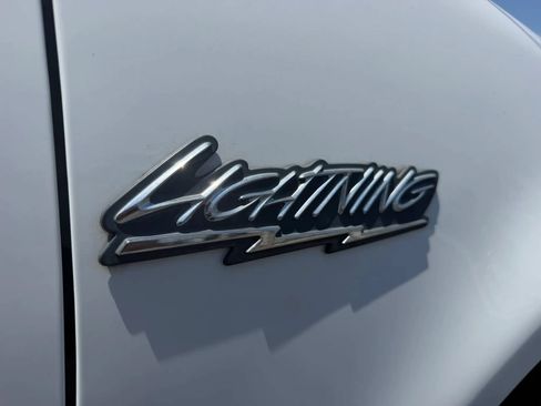 Used 2003 Ford F150 Lightning RWD image 25