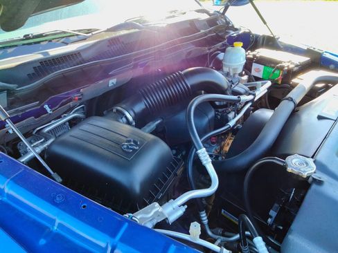 Used 2016 RAM 1500 Express image 31