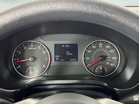 Used 2023 Kia Seltos LX AWD/4WD image 18