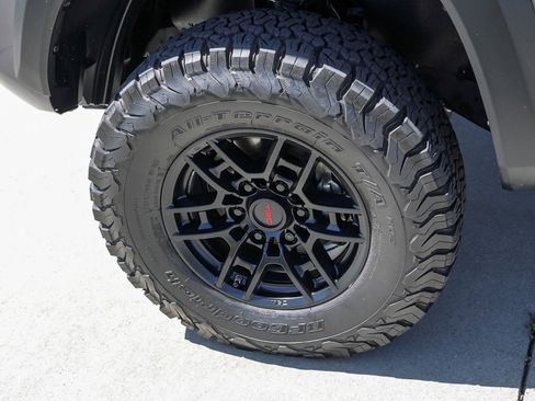 Certified 2020 Toyota Tacoma TRD Pro AWD/4WD image 12