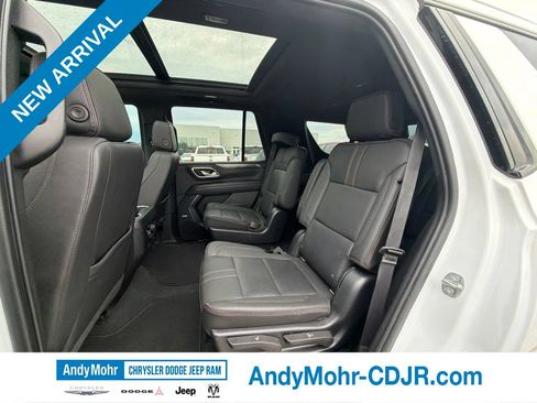 Used 2022 Chevrolet Tahoe RST w/ Luxury Package AWD/4WD image 11