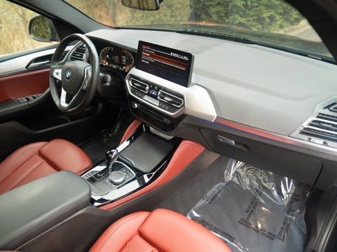 Used 2023 BMW X4 xDrive30i w/ Convenience Package image 25