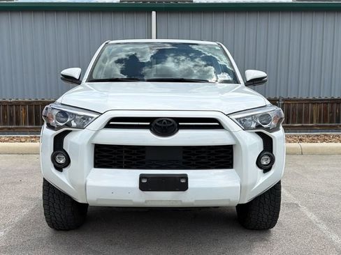 Used 2024 Toyota 4Runner SR5 Premium w/ Moonroof Package image 2