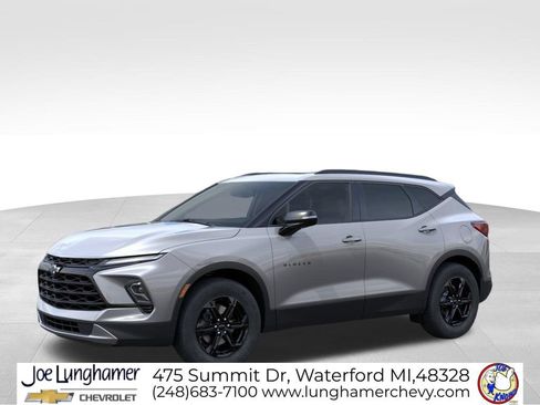 New 2026 Chevrolet Blazer LT w/ Midnight/Sport Edition FWD image 2
