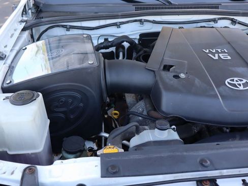 Used 2010 Toyota Tacoma 4x4 Double Cab image 38