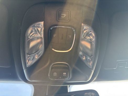 Used 2024 Jeep Compass Limited w/ Driver Assist Group I image 28