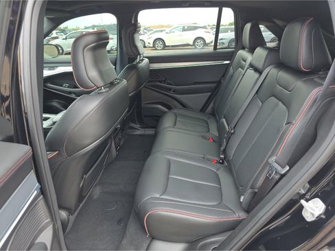 Used 2025 Jeep Wagoneer S Limited AWD/4WD image 5