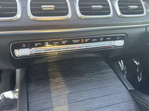 Certified 2022 Mercedes-Benz GLS 450 4MATIC image 26