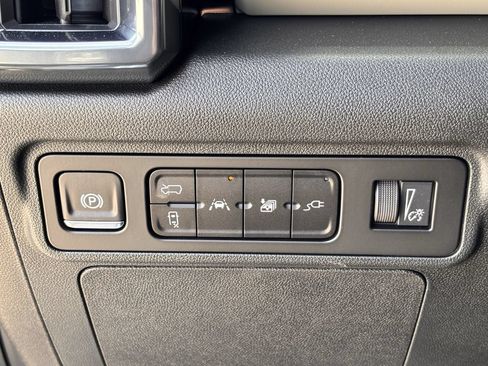 New 2026 GMC Hummer EV SUV AWD/4WD image 15