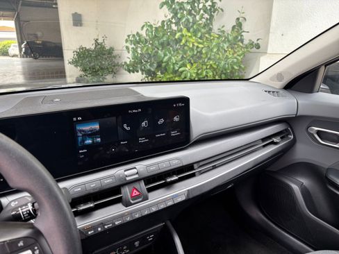 Used 2025 Kia K4 FWD image 20