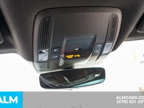 Used 2023 Porsche Taycan 4S w/ Performance Package image 33