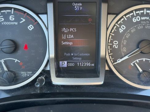 Used 2018 Toyota Tacoma SR5 image 25