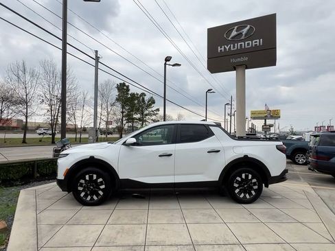 New 2026 Hyundai Santa Cruz SE FWD image 4