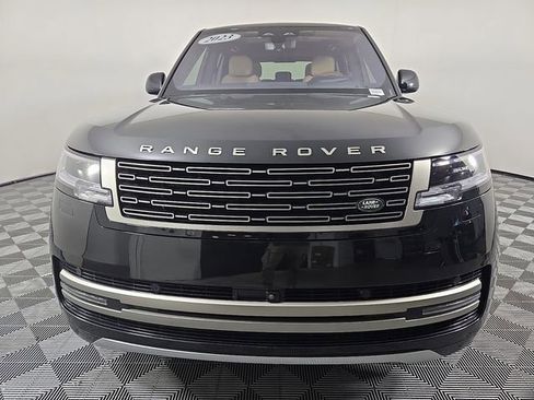 Used 2023 Land Rover Range Rover SE AWD/4WD image 3