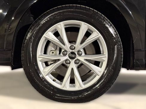 Used 2023 Audi Q3 2.0T Premium Plus image 12