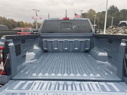 New 2025 Ford Ranger Lariat w/ FX4 Off-Road Package image 9