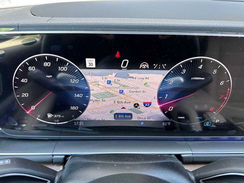 Used 2025 Mercedes-Benz GLE 450 4MATIC Coupe image 26