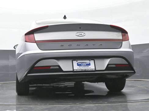 Certified 2023 Hyundai Sonata SE w/ Cargo Package FWD image 38