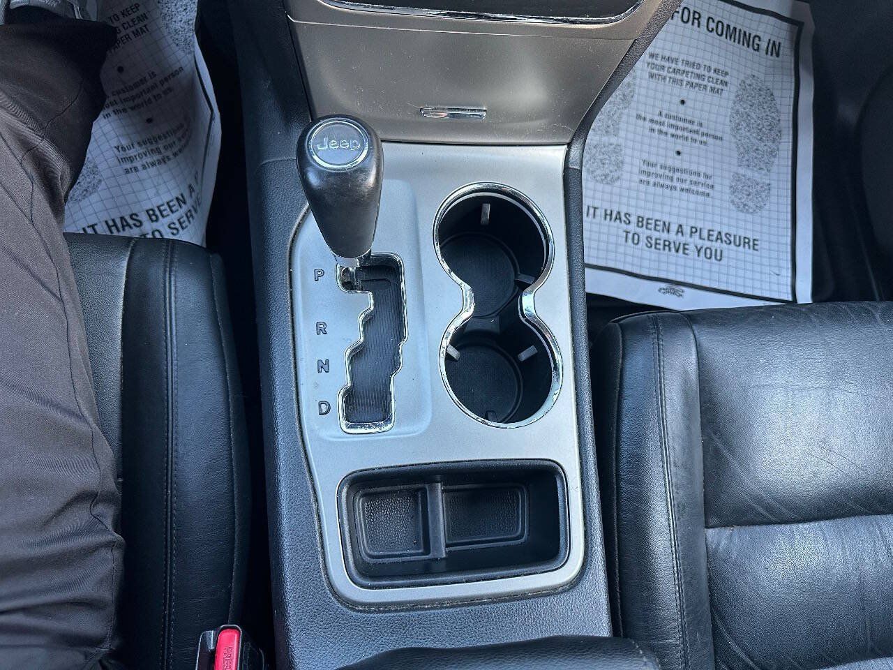 Used 2013 Jeep Grand Cherokee Laredo RWD image 15
