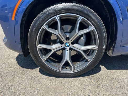 Used 2019 BMW X5 xDrive40i w/ M Sport Package AWD/4WD image 13