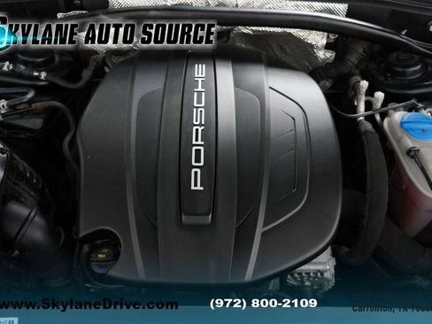 Used 2018 Porsche Macan Sport Edition image 34