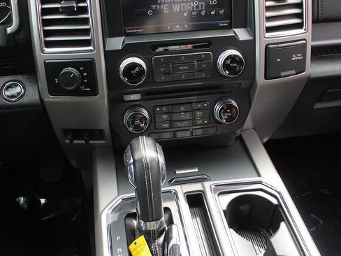 Used 2015 Ford F150 Lariat w/ Equipment Group 502A Luxury image 33