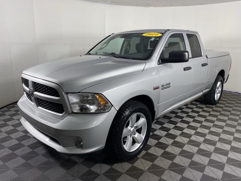 Used 2014 RAM 1500 Express AWD/4WD image 7