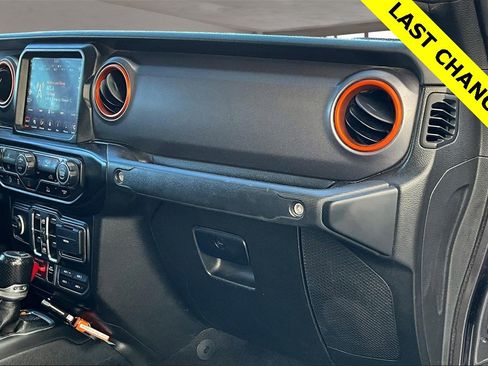 Used 2021 Jeep Gladiator Mojave image 17