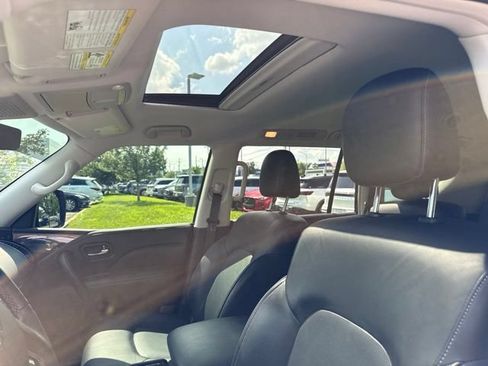 Used 2023 INFINITI QX80 Luxe w/ All-Season Package AWD/4WD image 39
