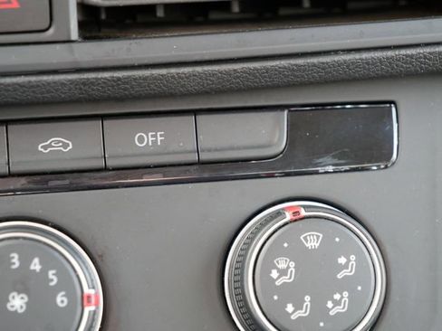 Certified 2024 Volkswagen Jetta S image 35