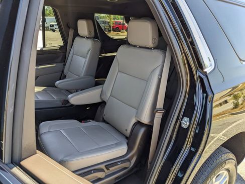Used 2024 Chevrolet Tahoe LT RWD image 42