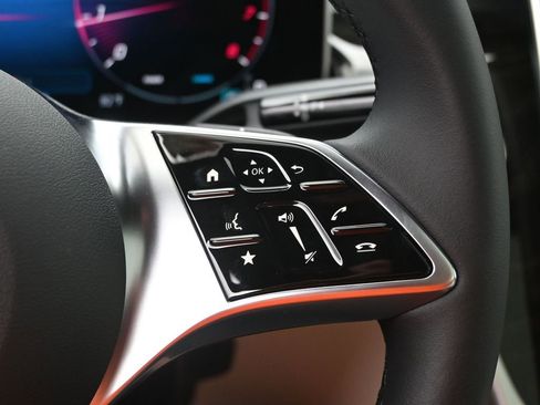 New 2025 Mercedes-Benz GLC 300 4MATIC image 10