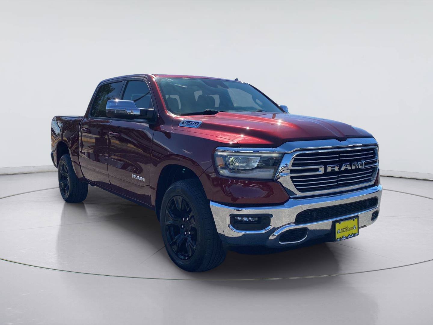 Used 2023 RAM 1500 Laramie AWD/4WD image 8