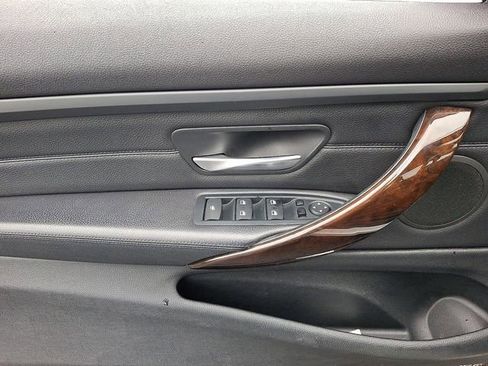 Used 2015 BMW 428i xDrive Convertible image 12