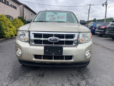 Used 2011 Ford Escape XLT w/ 202A Rapid Spec Order Code FWD image 3