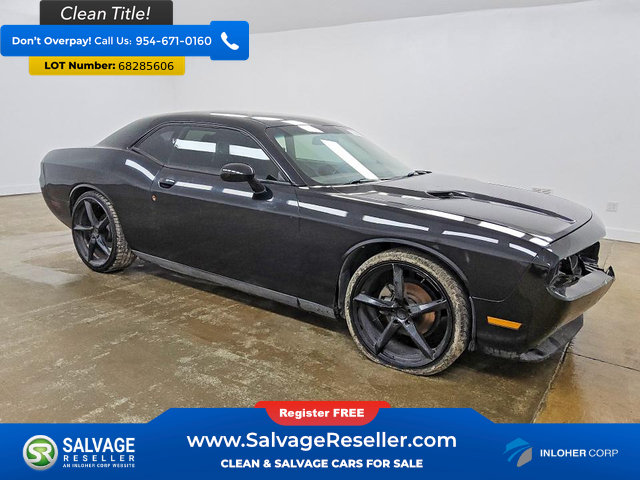 Used 2012 Dodge Challenger SXT Plus RWD image 5