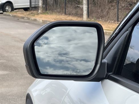 New 2026 Ford Explorer Active w/ Active Comfort Package image 25