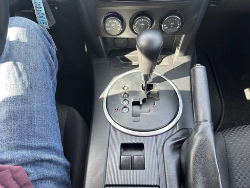 Used 2008 MAZDA MX-5 Miata Sport image 22