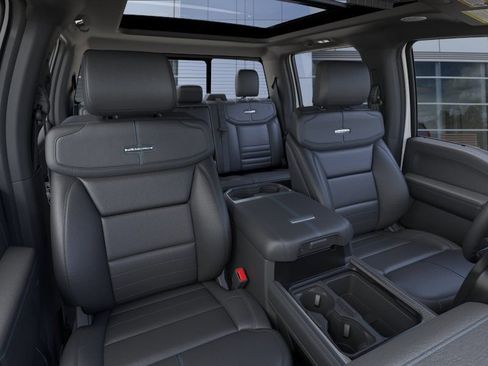 New 2026 Ford F250 Platinum AWD/4WD image 10