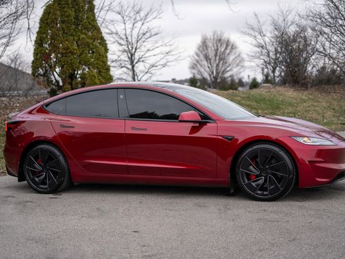 Used 2024 Tesla Model 3 Performance image 4