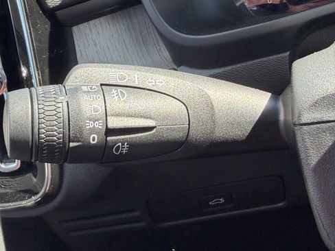 New 2026 Volvo XC40 B5 Core image 26